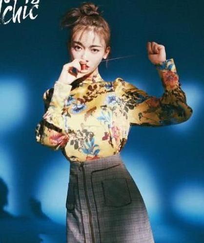 魏璎珞被批太丑？您只是没看过吴谨言这几张照片，甩网红脸几条街