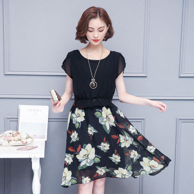 时下最火爆的一种裙:“温柔裙”!妩媚迷人,巨适合80后女人穿