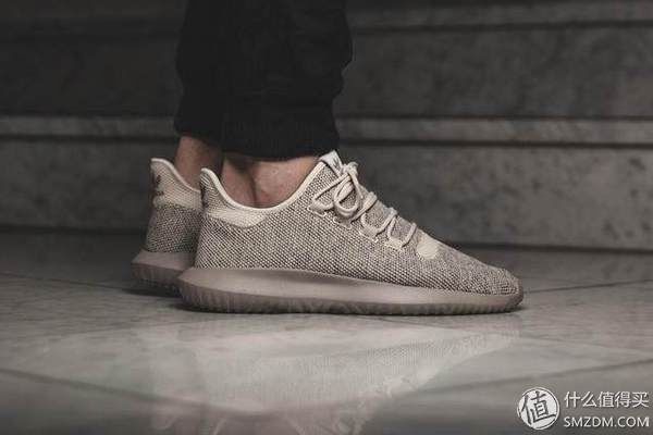 值鞋控VOL.74:打造秋冬感，“吃土＂配色运动鞋来袭!