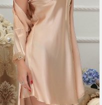 女人不要穿太古板，试试这样的睡衣，魅力升级，让他疯狂爱上你