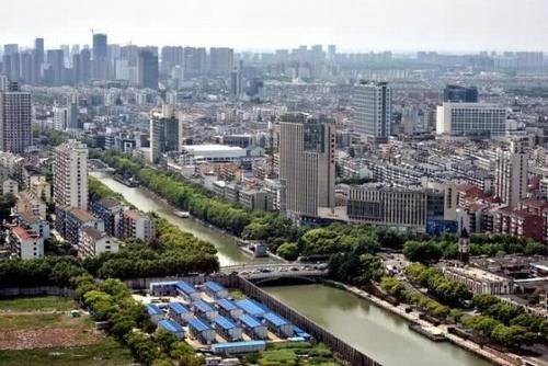  「潜力」长三角城市大比拼，南京、苏州跟杭州，谁有潜力成为第