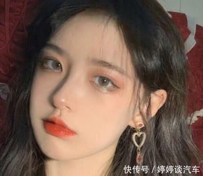  【高鼻梁】女生“高鼻梁”更好看？脸上有这3特征，塌鼻梁没准“更惊艳”！