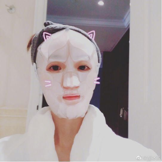 新剧霸屏，胡冰卿竟带着这些重返二十岁?