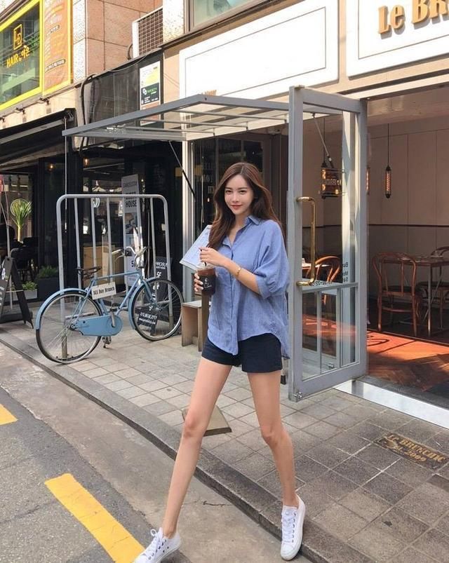 街拍 传说中“黄金比例”美女