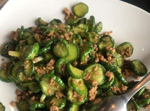  「食物」美容养颜的“天然玻尿酸”，你知道几种，第三种要多吃！