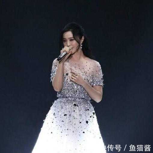 范冰冰仙女裙超压场, 唯独被它给毁了! 网友: 你是有多爱这双鞋