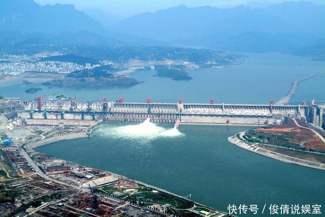 中国再建逆天工程, 3000米高原建设大坝, 顶1.5个三峡