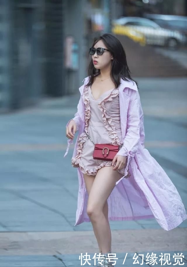 『女性』高跟鞋魅力穿搭,展现出女性优雅自信的一面