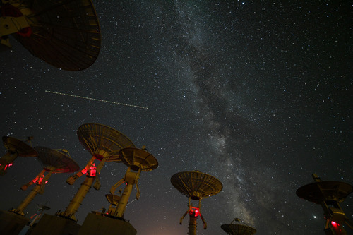 中国草原天眼在太阳耀斑爆发前兆研究中取得