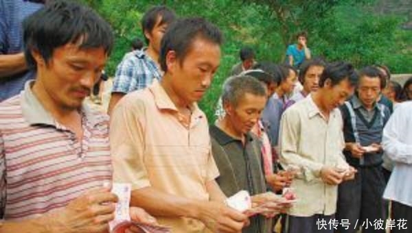  【补贴方式】今年起, 农村建房将统一规划, 18万元和10万元两种