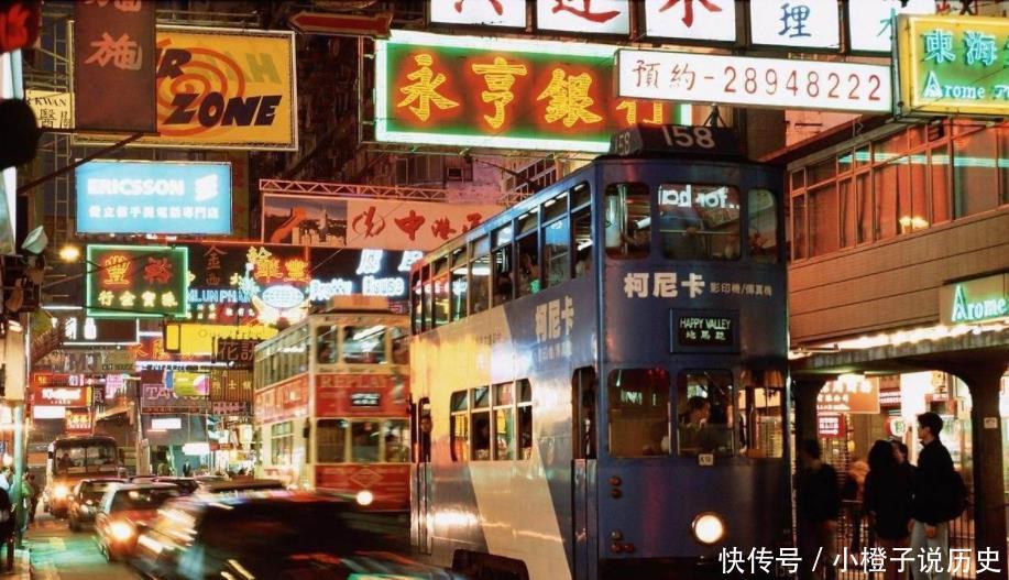 世界上最著名的两条街道,一个在美国曼哈顿,还有一个在我们中国