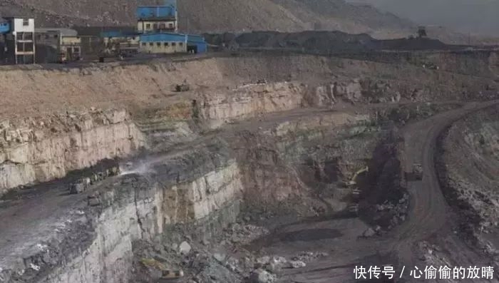  【豪车】曾是中国的迪拜, 2010年买断了全国九成路虎, 现豪车遍