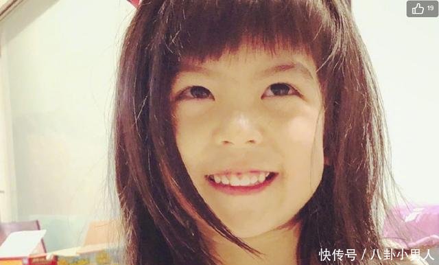 『生日』贾静雯女儿Bo妞3岁生日,一家五口温馨晒照,前夫女儿成亮点