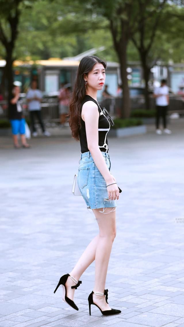 街拍:三里屯的街拍达人教你如何清爽整个夏天!