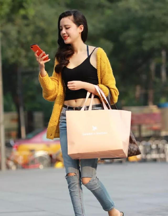  女生@女生都要拥有一双高跟鞋,带个自己魅力的体验