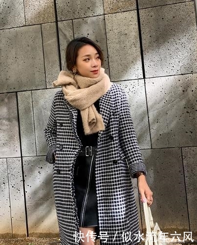 「有型」街拍:甜美有型的高颜值小姐姐,靓丽出美感的形象,唯美动人
