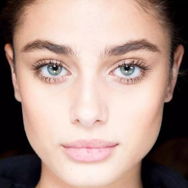 想要肌肤比别人亮眼？3个技巧教你一键升级底妆！