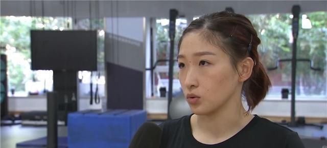  「乒乓球」飞蛾扑火呀，不甘心的刘诗雯，坚持到底的丁宁