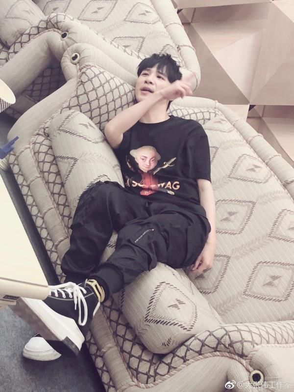 唐嫣把这几款T恤都穿了个遍,超低门槛百搭款谁穿谁美!