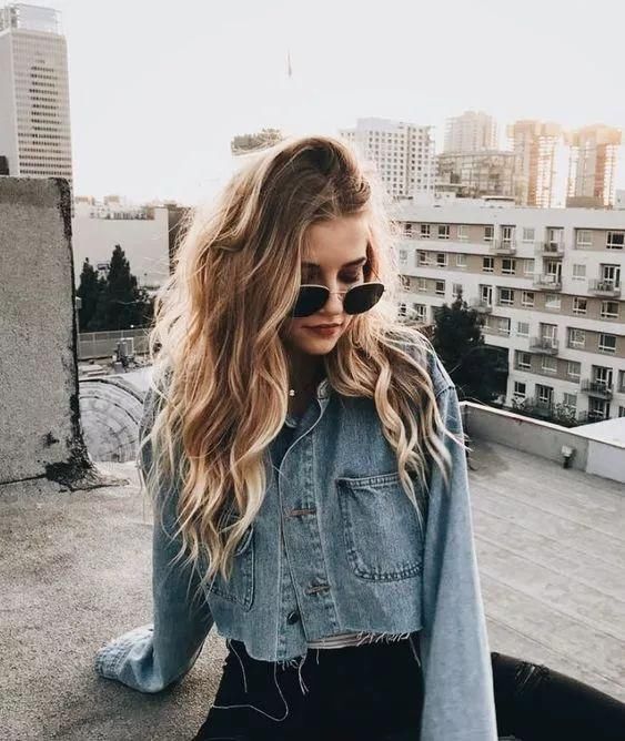 洗头时放2粒这个，头发乌黑不出油，再也不用去洗发店!