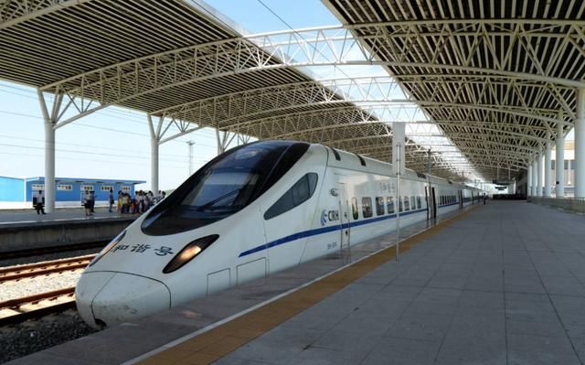 江苏省2019年底开通一条新高铁,沿途设有11站,经过你家乡吗?