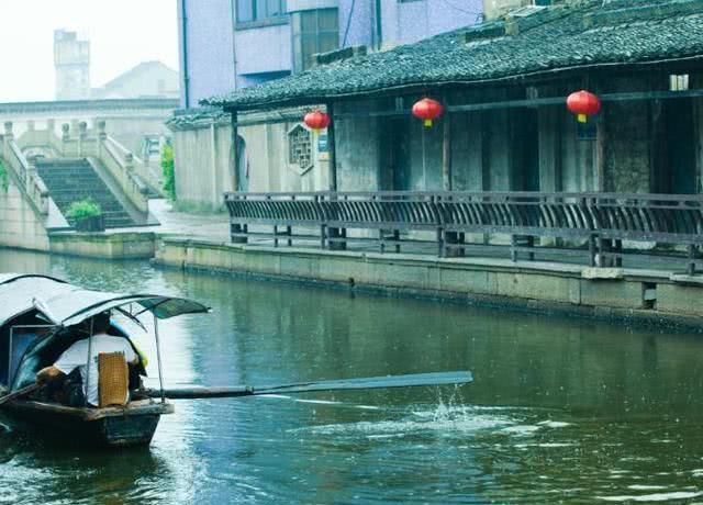 我国最美的江南水乡，现存古桥700多座，距今已有2500多年历史