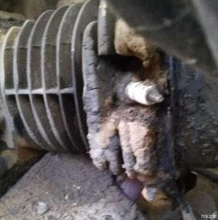 旧摩托车故障一个接一个,完整维修成本越来越