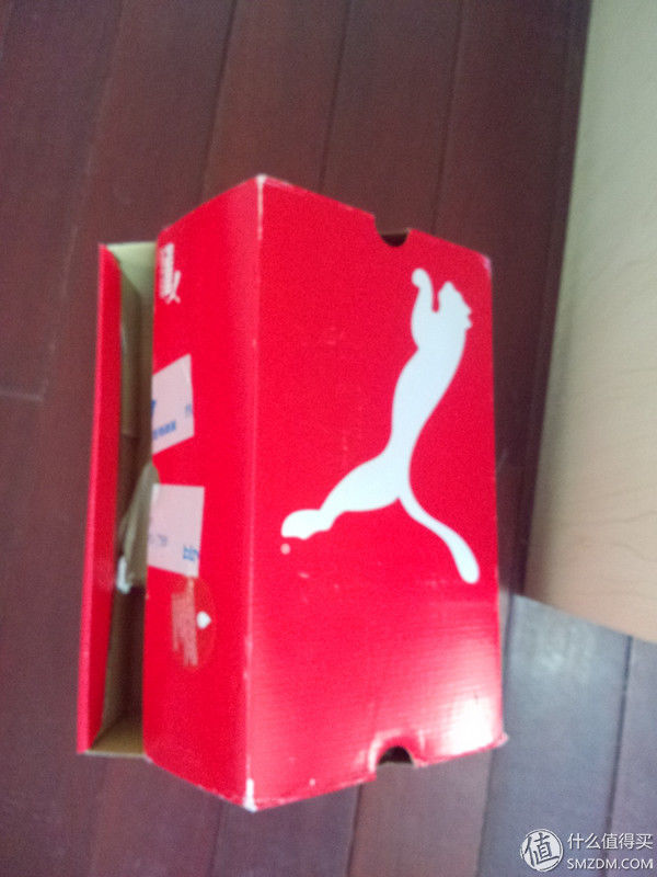 兴冲冲地跑来和大家分享PUMA R698 女鞋