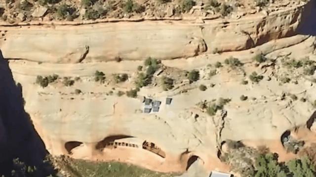 美国夫妻花20年时间,在悬崖凿出奢华豪宅,这才是真正世外桃源