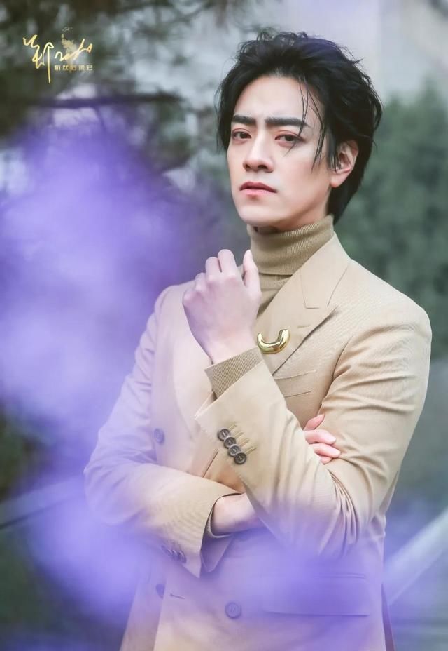  有型■利落有型的穿衣搭配，简约低调中彰显高级品质，格调满分