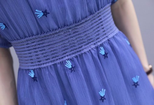 有一种裙叫“散步裙”，平时不穿裙子的老婆看一眼就爱上，美呆了