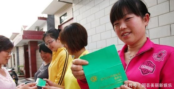 明年起计生户新福利 最多每年2万, 至少每月500, 按标准统一发!