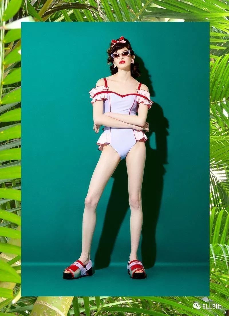 显胸大、遮腿粗、藏小肚子，转发这件泳衣能让你C位出道