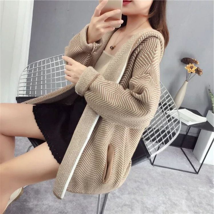 早晚微凉，瞧瞧刚上新的秋装，真的太好穿了!件件精致，美如花