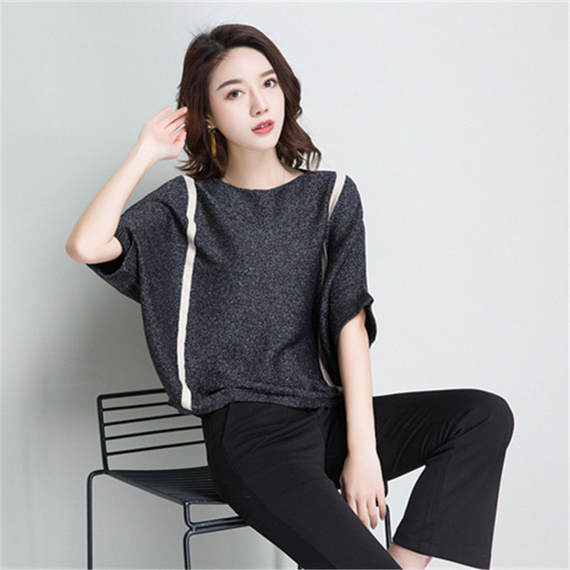 真的好看，也难怪今年闺蜜都不穿风衣了，针织衫+小黑裤，特吸睛