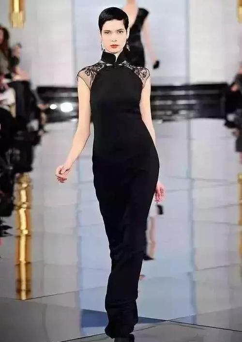  『分享』你喜欢旗袍吗？喜欢做衣服吗？旗袍纸样设计分享