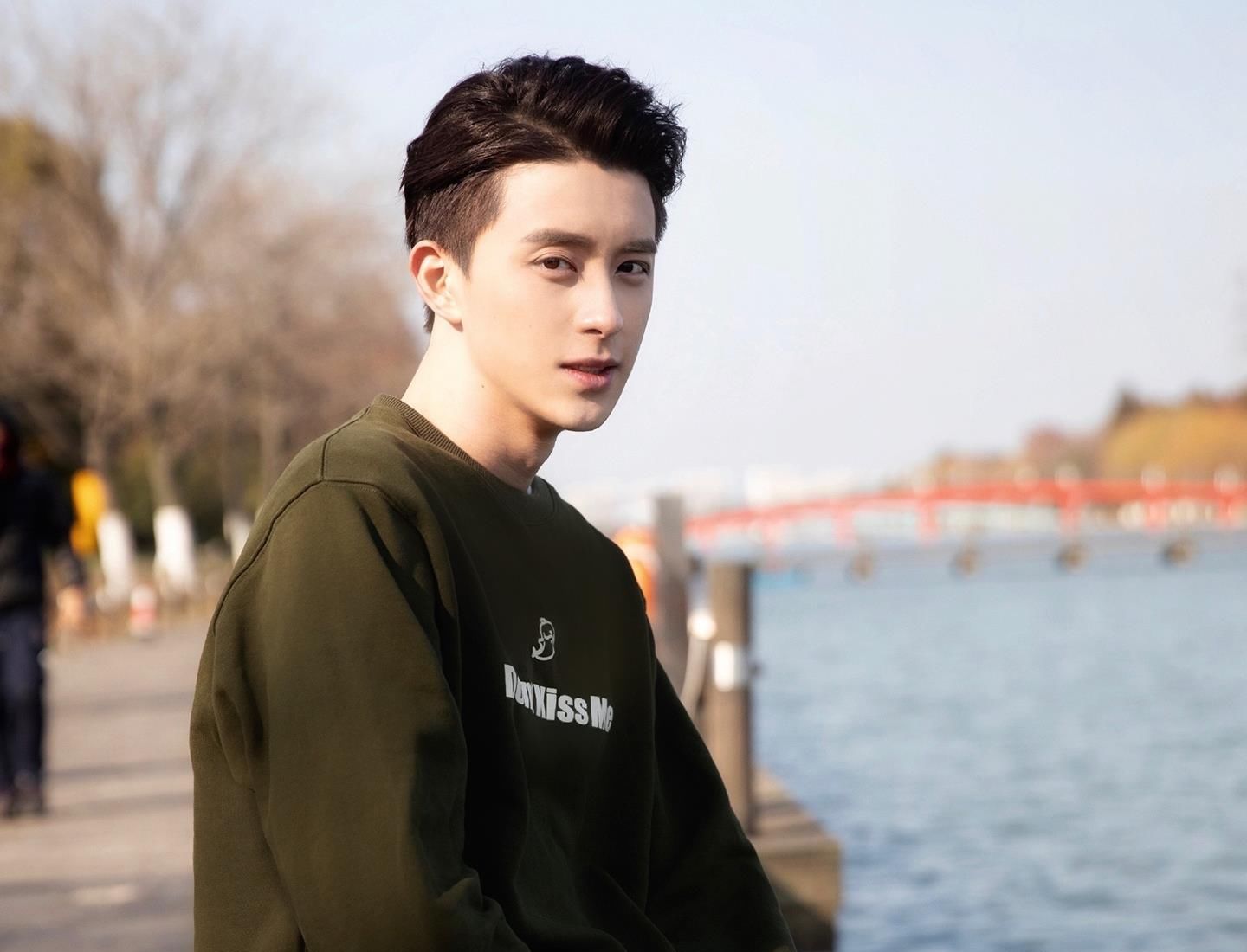  『女主』《时光与你都很甜》番外未播: 敖瑞鹏又迎新剧官宣, 女主可盐可甜