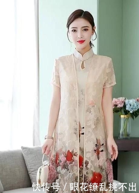  【适合】适合微胖女人穿的连衣裙，五一出游特别仙