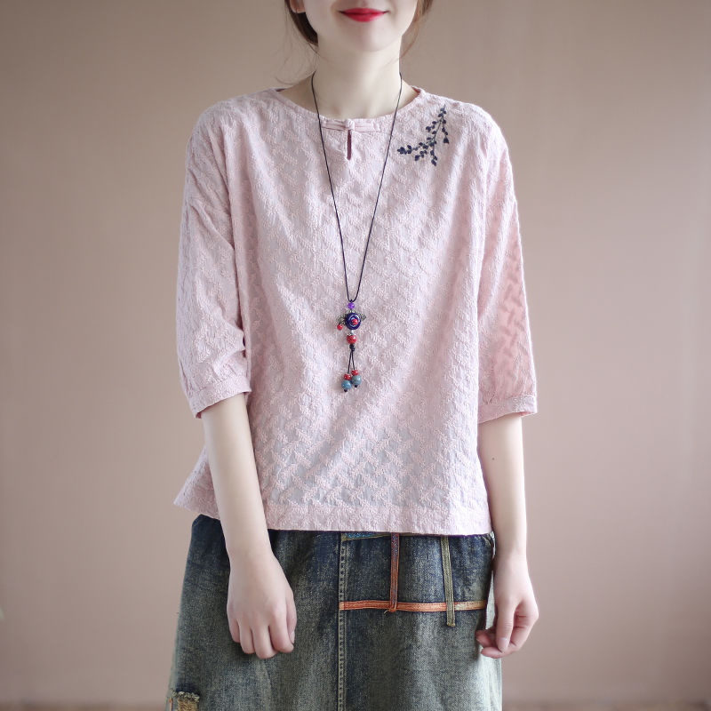 若你也是70后，秋天别穿毛衣，显气质的棉麻装，好穿洋气还减龄