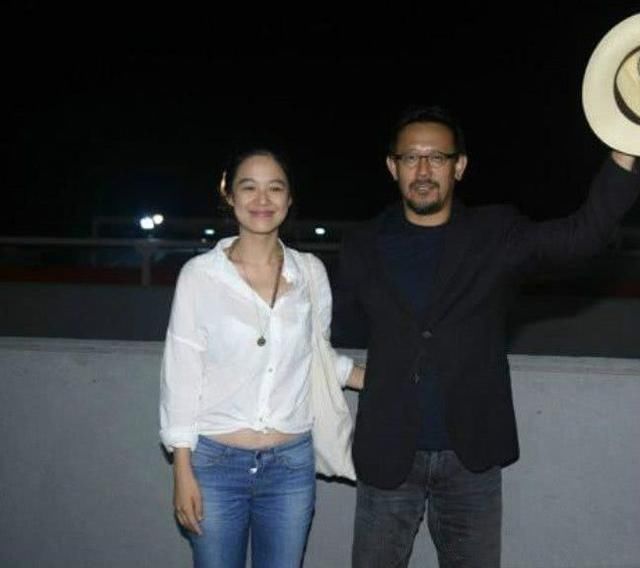 厉害了周韵，让许晴有些妒忌，拍照都不敢靠近!