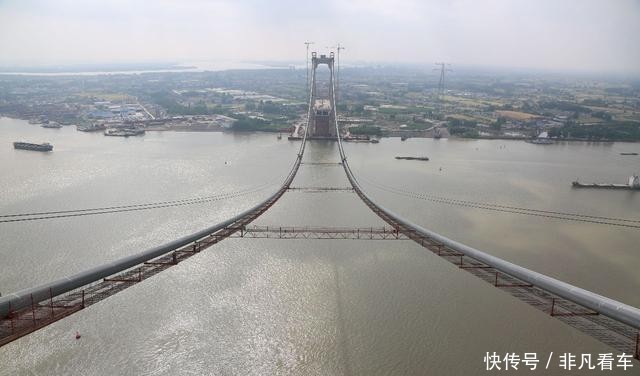  #打造#可绕地球4圈！1.73亿米钢丝横跨长江，打造又一“奇迹”