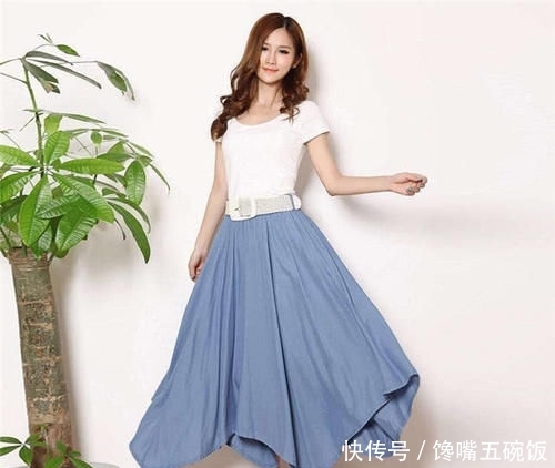 气质:女人过了40岁最好不要穿这4种衣服出门,不仅毫无气质还特别掉价