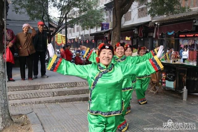 东方花都，文化青州