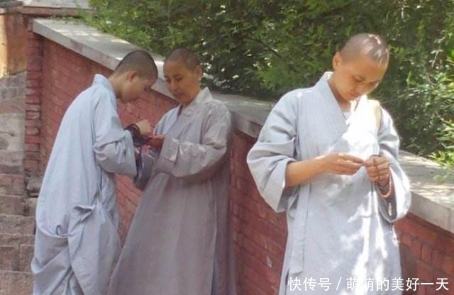 五台山“尼姑”越来越多,究竟是干什么的?驴友:目标是游客!