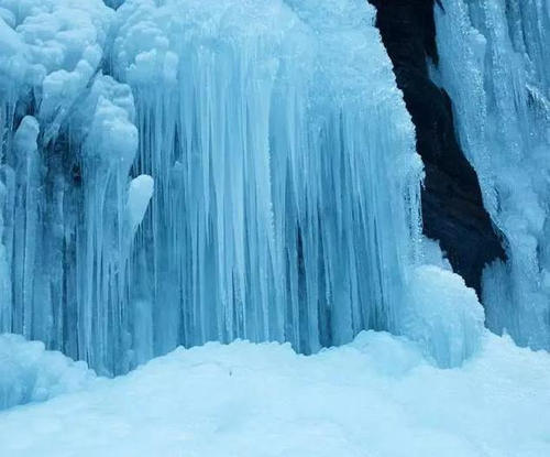 仍未公开的绝对秘境！中国版的“黄石公园”，亚洲最大的冰瀑－－