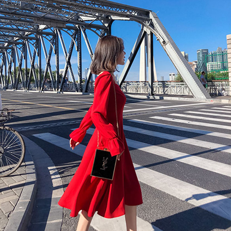 找了5天，才让我找到这裙子，25岁媳妇穿上，真的美的不像话