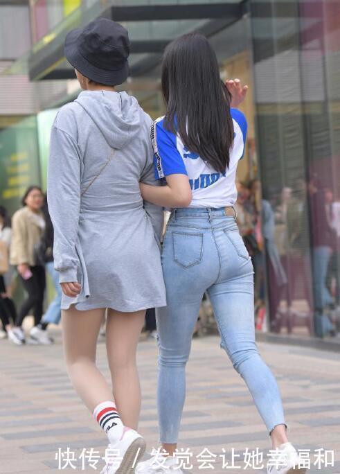 『时尚女孩』个性百搭又耐看,破洞牛仔裤塑造你的靓丽形象
