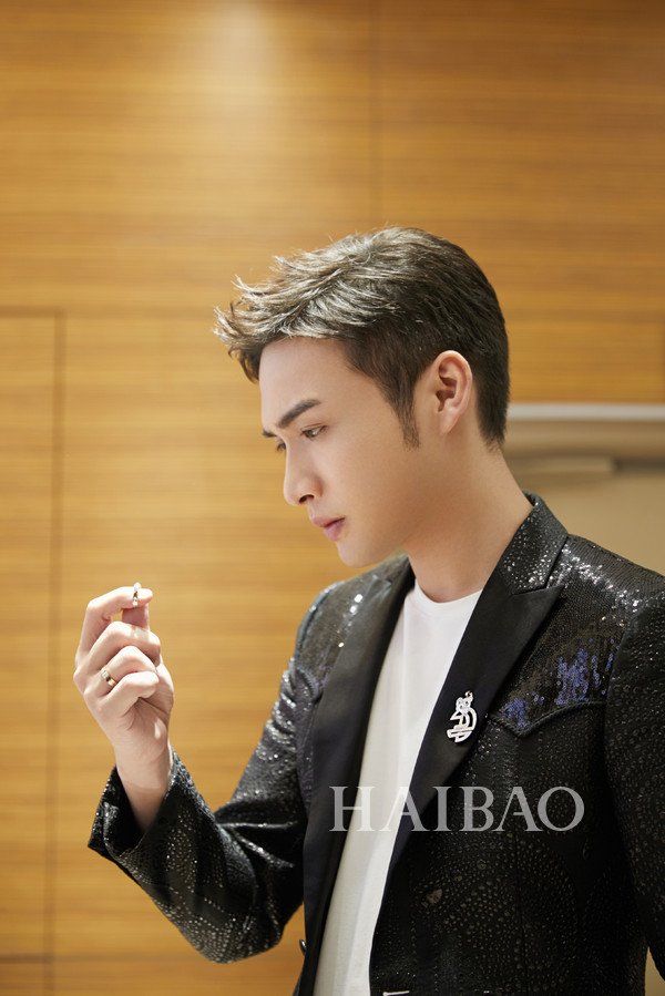 珠宝腕表那些事:七夕情人节跟着张彬彬一起买一件爱心单品，让爱