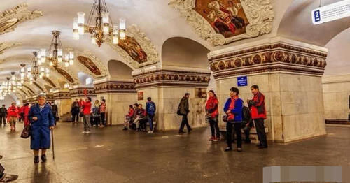 8千元人民币相当于76000卢布，能在俄罗斯干啥终于搞懂了