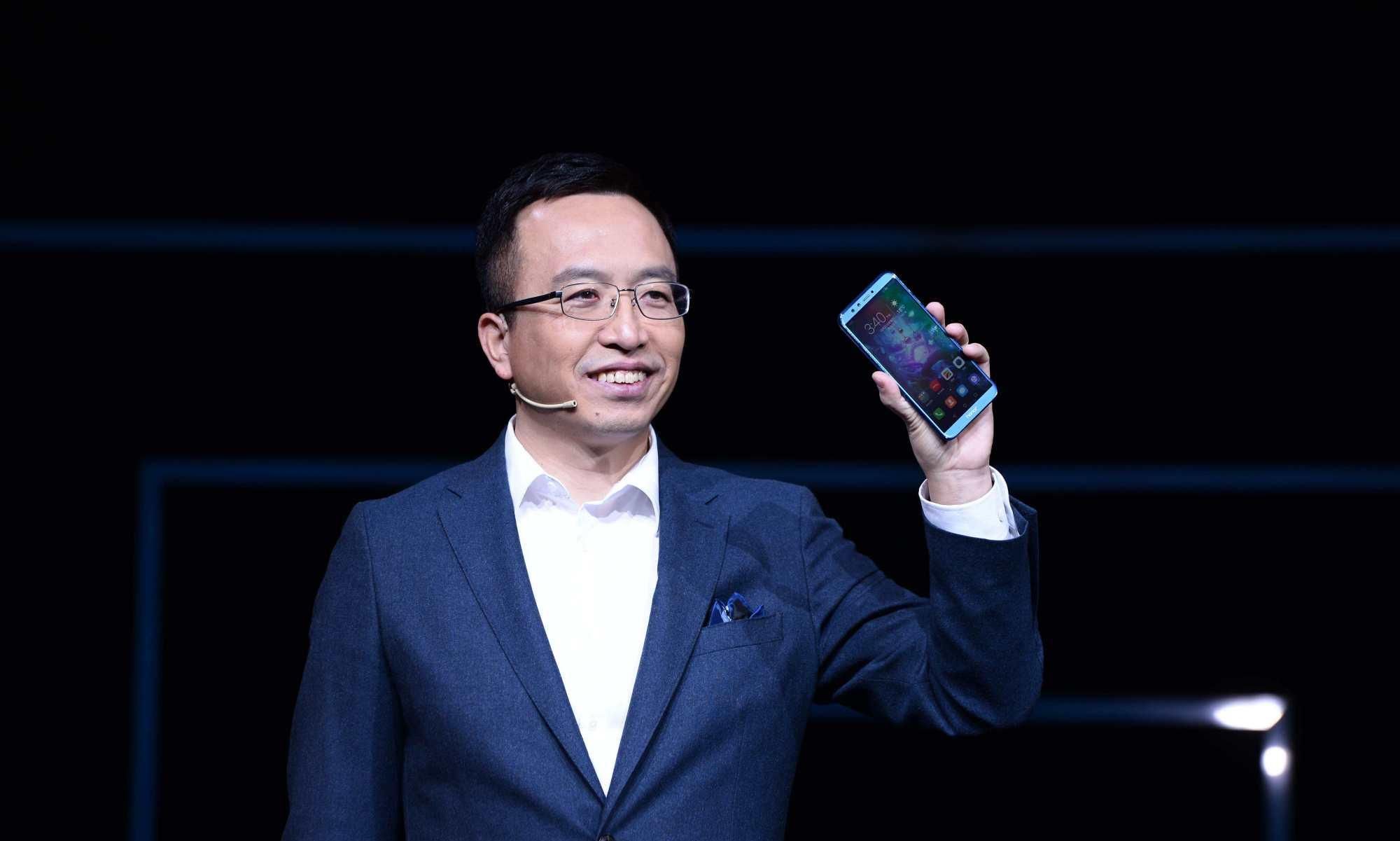 【满溢】荣耀30 Pro实锤了,满溢屏+90Hz+无线充电,价格很感人!